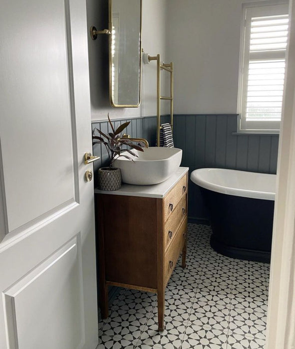 Agraba Black & White | Moroccan Style | 20cm x 20cm