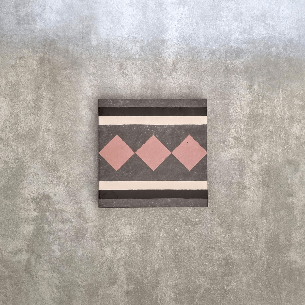 Maison Rose Pink Victorian Side/Border 20cm x 20cm FULL BORDER SAMPLE ...