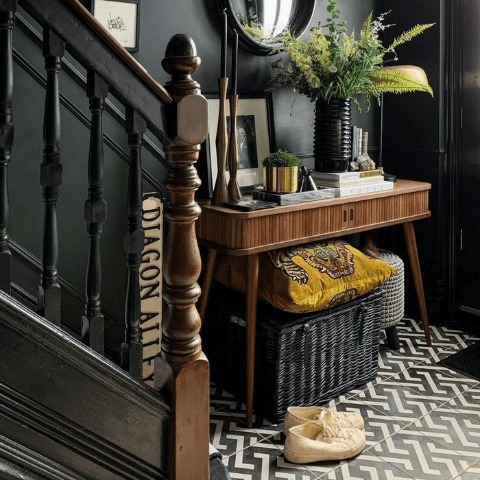 Maze Tile | Porcelain Tiles | 22.3cm x 22.3cm | Wall & Floor FULL TILE SAMPLE